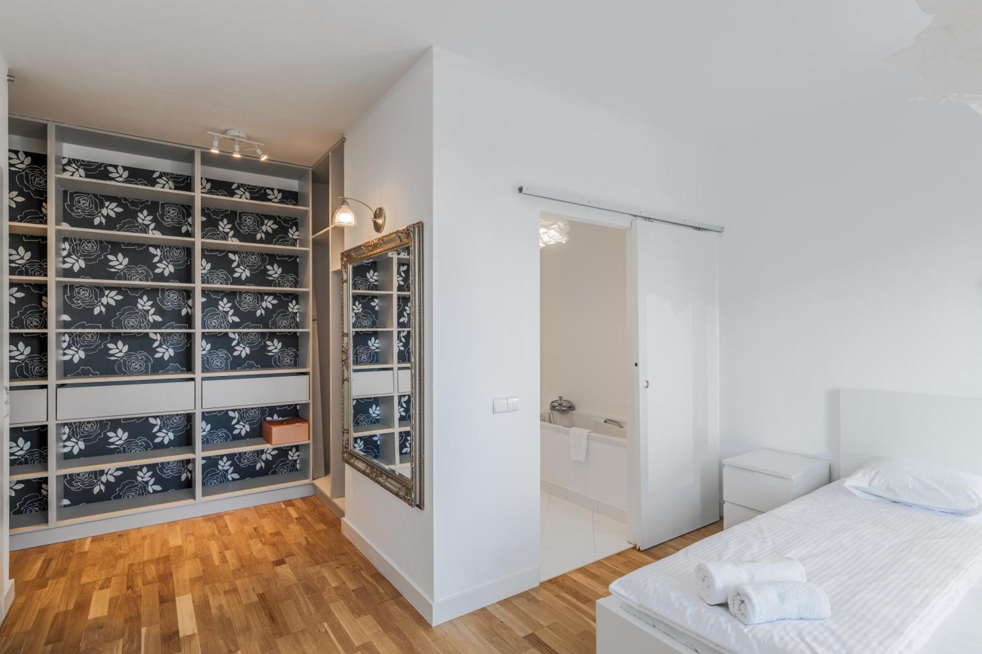 Apartment Chlodna 48 By Nyx Warsaw